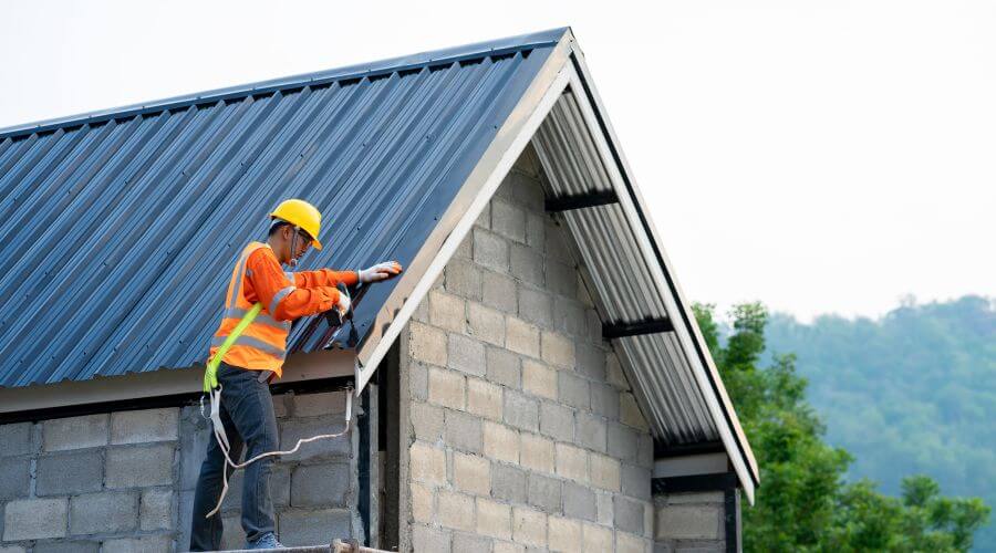 Expert Emergency Roof Repairs services in New Franken, WI